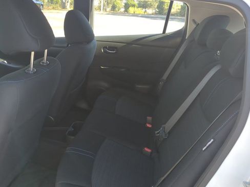 Certified 2025 Nissan Leaf S image 13