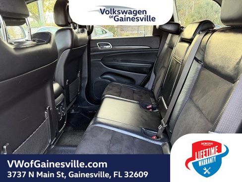 Used 2020 Jeep Grand Cherokee Laredo w/ Laredo X Package image 11