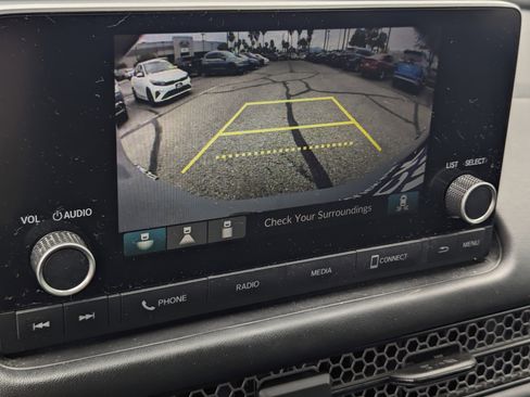 Used 2023 Honda HR-V Sport image 11