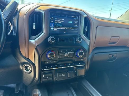Used 2021 Chevrolet Silverado 3500 High Country image 28