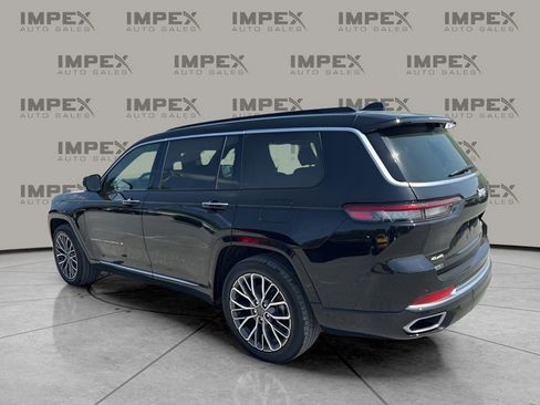 Used 2025 Jeep Grand Cherokee L Summit image 3