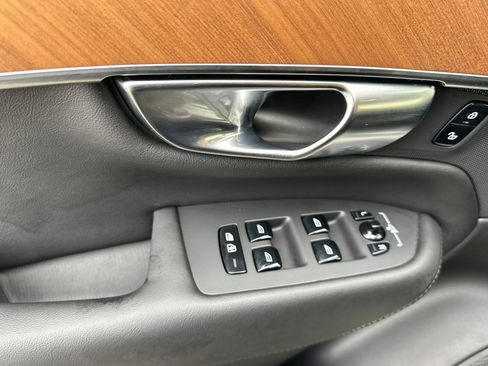 Certified 2023 Volvo XC90 T8 Plus w/ Protection Package image 15