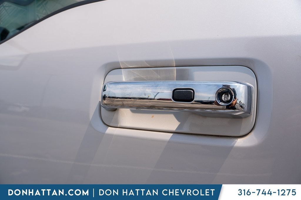Used 2018 Ford F150 Lariat w/ Equipment Group 502A Luxury AWD/4WD image 39
