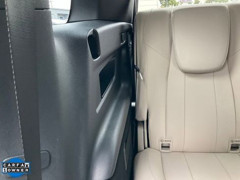 Used 2024 Mercedes-Benz EQB 250+ image 64