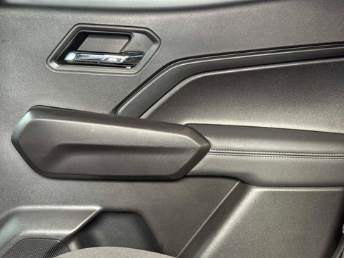 Used 2024 Chevrolet Colorado LT image 15