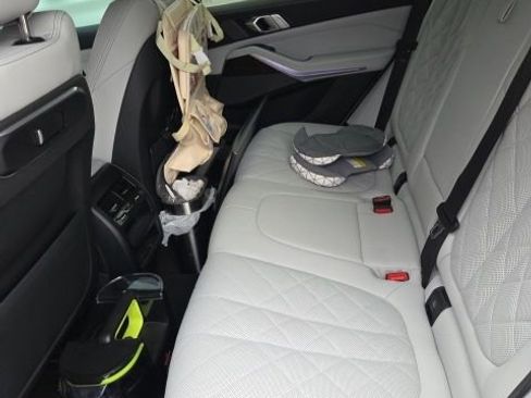 Used 2024 BMW X5 sDrive40i w/ Premium Package RWD image 4