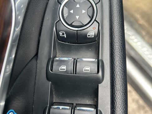 Used 2017 Ford Explorer Limited AWD/4WD image 18