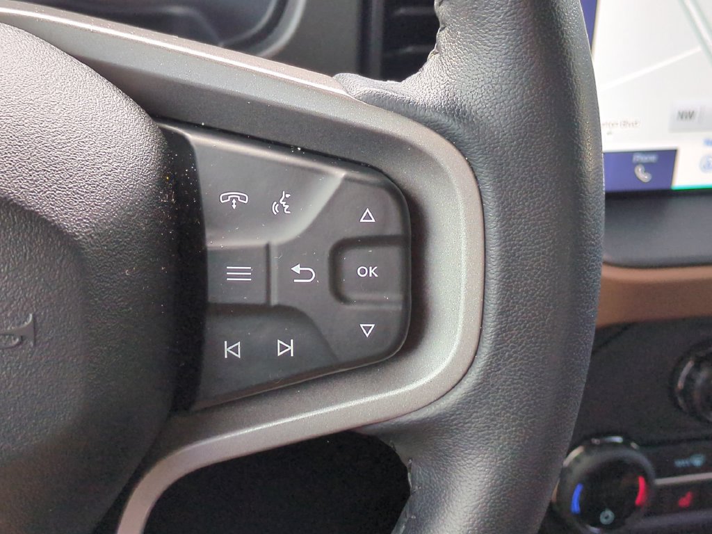 Used 2024 Ford Bronco Outer Banks AWD/4WD image 28