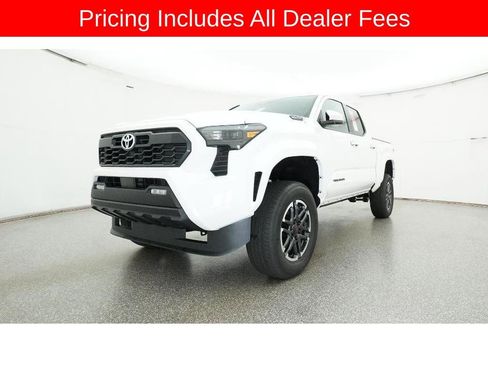 New 2025 Toyota Tacoma TRD Sport AWD/4WD image 32