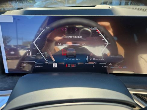 New 2026 BMW X7 xDrive40i w/ M Sport Package image 13