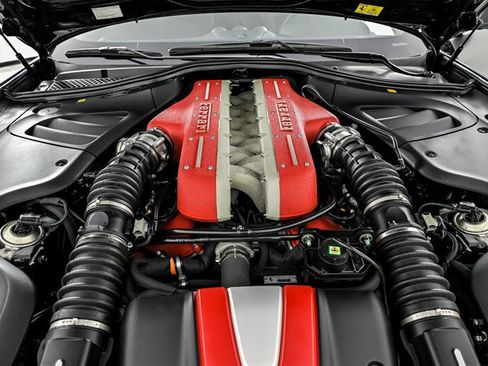 Used 2016 Ferrari FF AWD/4WD image 12