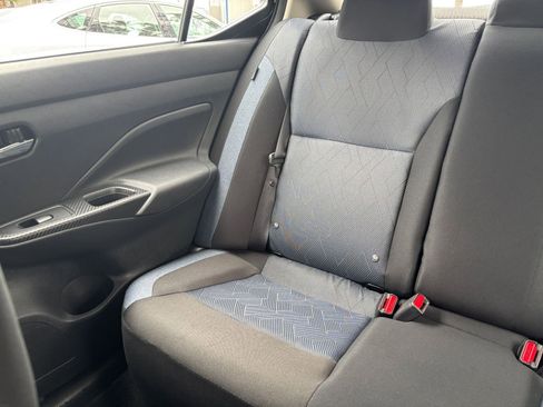 Used 2025 Nissan Versa SV FWD image 37