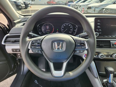 Used 2020 Honda Accord LX image 18