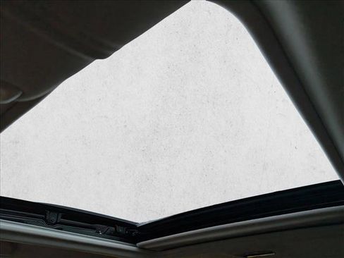 Used 2017 Subaru Forester 2.5i Limited image 17