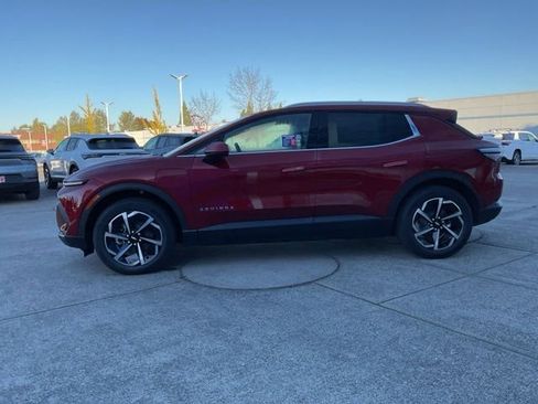 New 2026 Chevrolet Equinox EV LT image 4