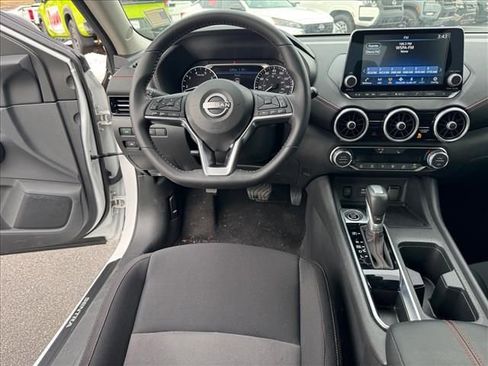 Certified 2025 Nissan Sentra SR image 12
