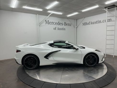 Used 2022 Chevrolet Corvette Stingray Premium Cpe w/ Z51 Performance Package image 8