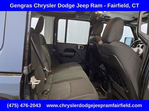 Certified 2022 Jeep Wrangler Unlimited Rubicon 4xe w/ Cold Weather Group AWD/4WD image 36