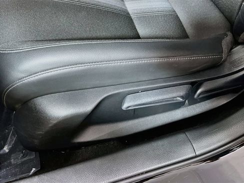 Used 2025 Honda Civic Sport image 17