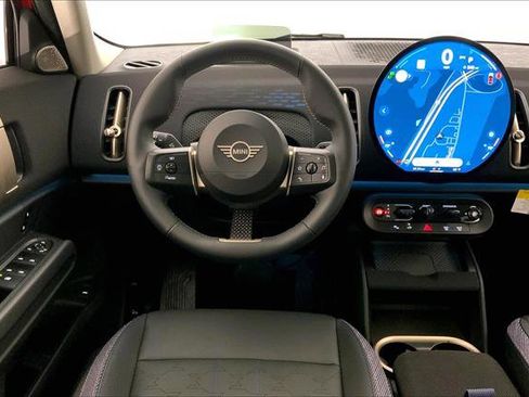Certified 2025 MINI Cooper Countryman S w/ Comfort Package Max image 4