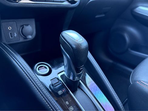 Used 2020 Nissan Kicks SR w/ SR Premium Package image 12