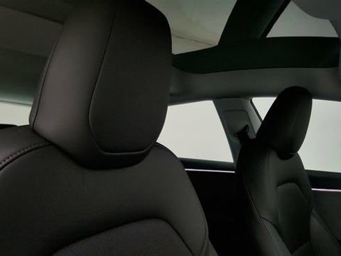 Used 2025 Tesla Model 3 RWD image 34