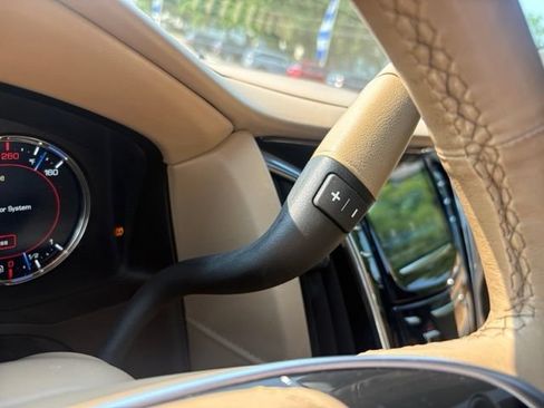 Used 2019 Cadillac Escalade Platinum AWD/4WD image 36