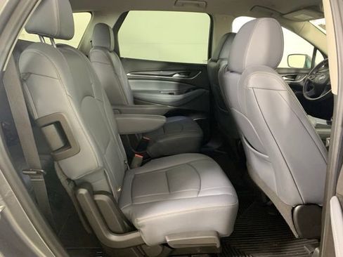 Used 2020 Buick Enclave Essence AWD/4WD image 23