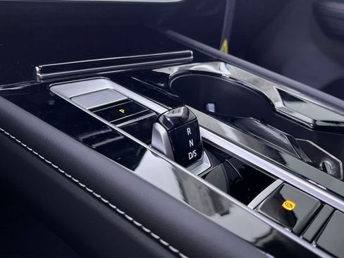 New 2025 Volkswagen Atlas SEL image 20