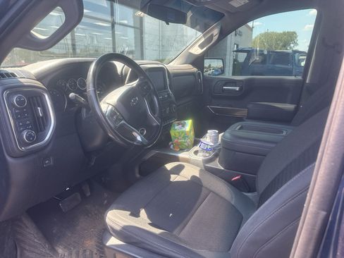 Used 2022 Chevrolet Silverado 1500 LT Trail Boss w/ Convenience Package II AWD/4WD image 6
