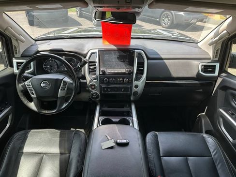 Used 2020 Nissan Titan SV w/ SV Convenience Package AWD/4WD image 21