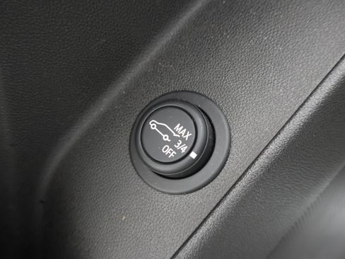 Used 2024 Chevrolet Equinox RS w/ LPO, Floor Liner Package image 41