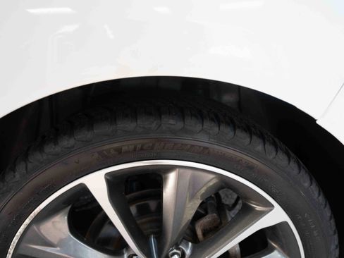 Used 2019 Hyundai Veloster 2.0 Premium image 29