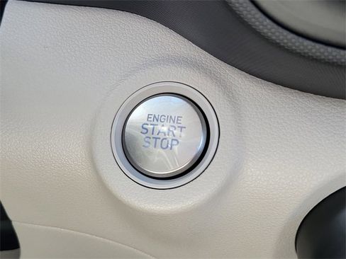 New 2026 Hyundai Venue SEL image 8