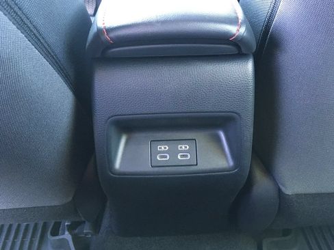 Used 2025 Toyota Corolla SE AWD/4WD image 25