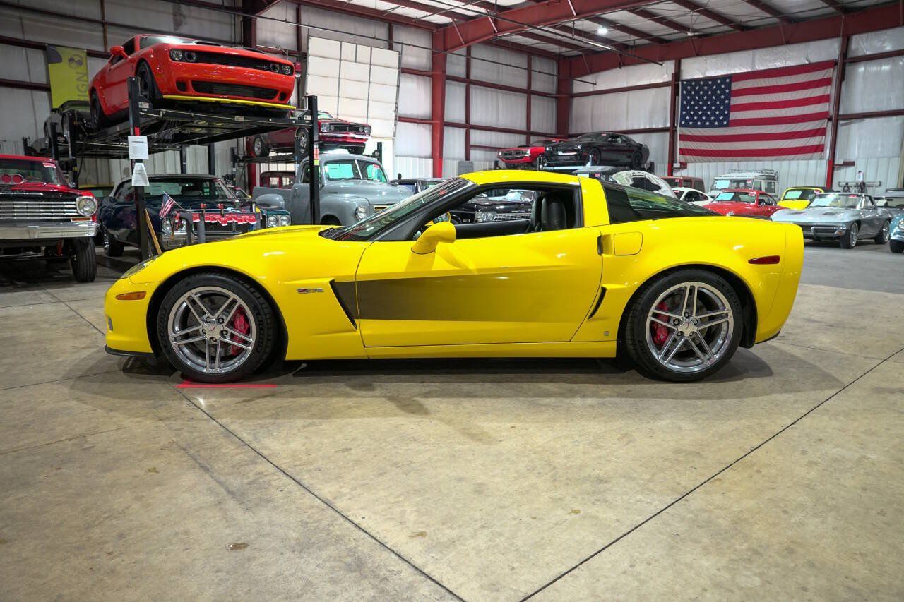 Used 2007 Chevrolet Corvette Z06 w/ Preferred Equipment Group RWD image 4