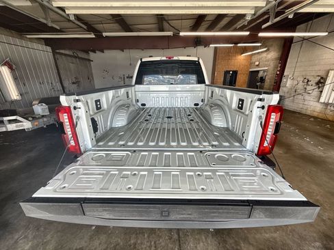 New 2026 Ford F250 King Ranch w/ Chrome Package AWD/4WD image 21