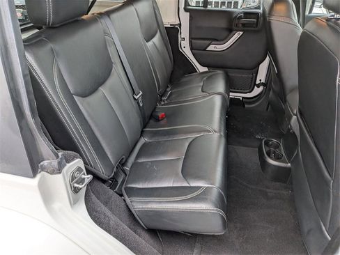 Certified 2016 Jeep Wrangler Unlimited Sahara w/ Dual Top Group image 20