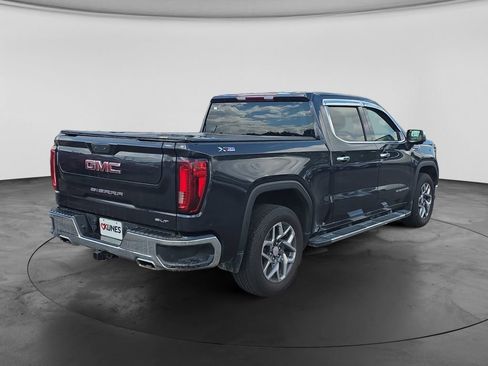 Used 2023 GMC Sierra 1500 SLT w/ SLT Premium Package AWD/4WD image 9
