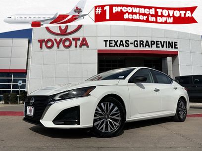 Used 2025 Nissan Altima 2.5 SV