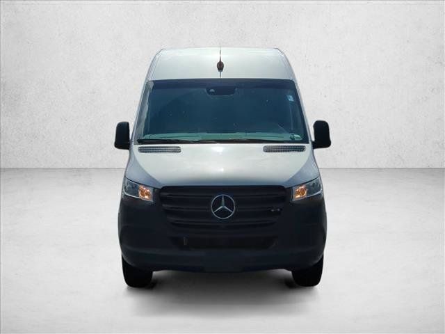 Used 2023 Mercedes-Benz Sprinter 2500 image 2