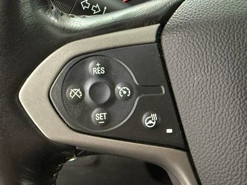 Used 2022 Chevrolet Colorado Z71 AWD/4WD image 13