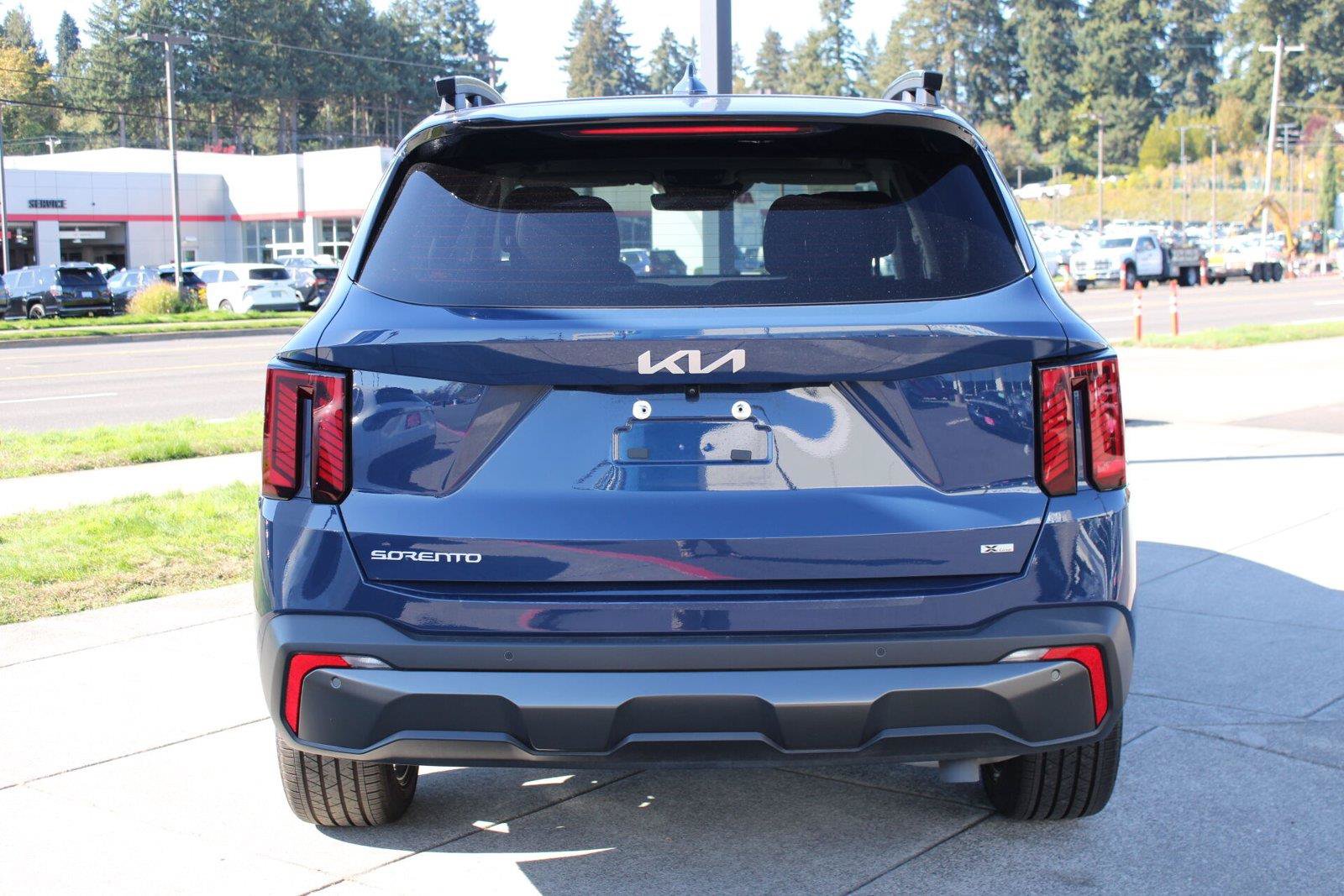 Used 2024 Kia Sorento SX AWD/4WD image 4