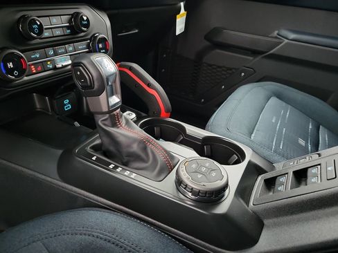 New 2025 Ford Bronco Heritage Edition image 29