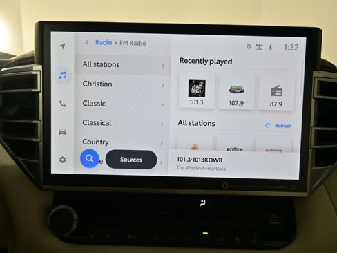 Used 2023 Toyota Tundra Capstone image 27