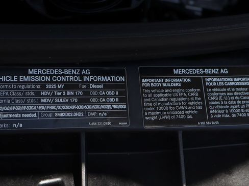 Used 2025 Mercedes-Benz Sprinter 2500 image 16