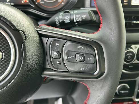 Used 2024 Jeep Wrangler Unlimited Rubicon image 14