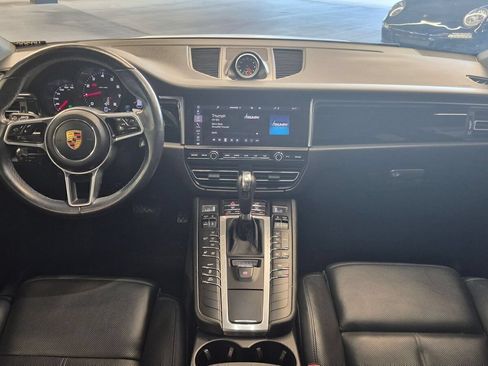 Certified 2021 Porsche Macan AWD/4WD image 13