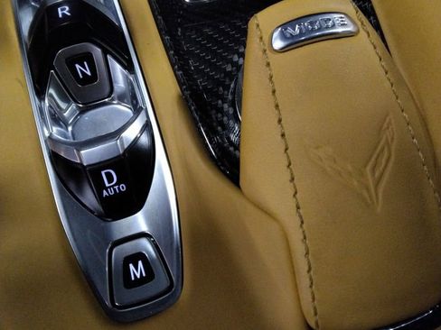 Used 2020 Chevrolet Corvette Stingray Premium Cpe w/ 3LT image 20