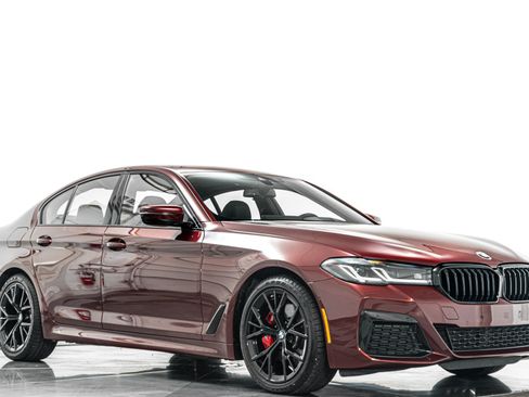 Used 2023 BMW 530i xDrive w/ M Sport Package AWD/4WD image 34